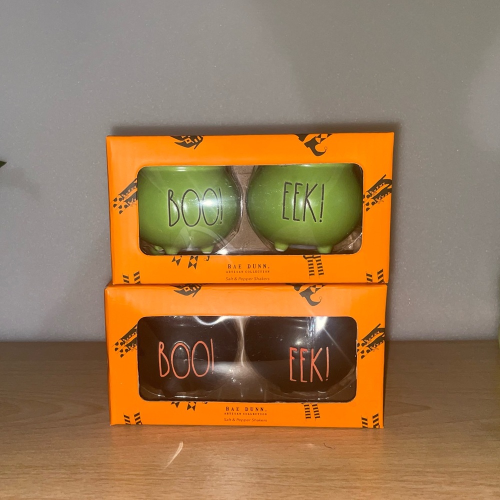 Rae Dunn BOO & EEK Cauldron Salt & Pepper Shaker Sets - Picture 2 of 6